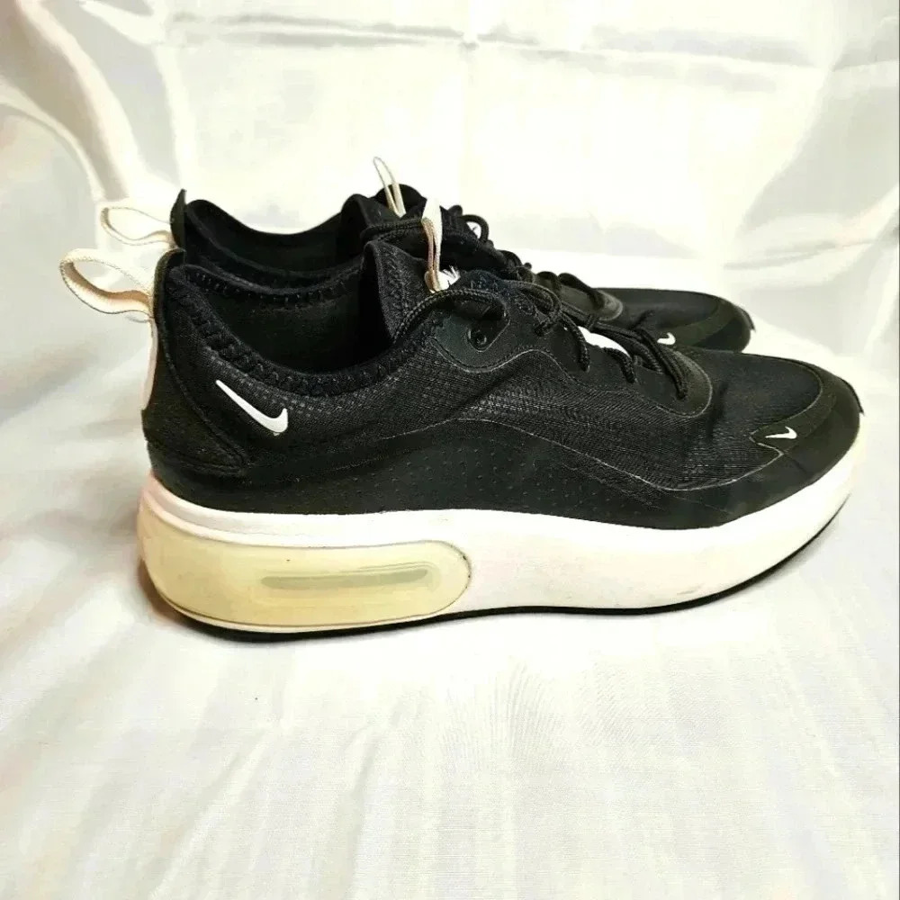 Woman's Nike Air Max Dia‎